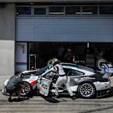 Adrien de Leener steigt auch 2018 wieder in den Porsche 911 GT3 R vom Team 75 Bernhard