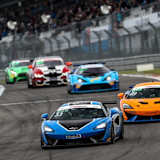 Der McLaren 570S GT4 vom Team GT gewinnt bei der ADC GT4 Germany am Nürburgring