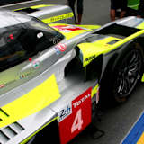 Raffiniertes Detail: Der Rückspiegel ist in das Aerodynamik-Konzept des ENSO CLM P1/01 integriert