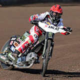 Janusz Kolodziej vor Matej Zagar und Jack Holder