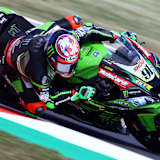 Leon Haslam gewann beide BSB-Läufe in Donington Park