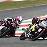 Livio Loi (11) in Mugello vor Ana Carraso (beide auf Kalex-KTM)