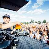 Max Verstappen stattete seinen Fans auf dem Campingplatz einen Überraschungsbesuch ab