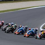 Die Moto3-Piloten warten oft auf einen schnellen Fahrer, der Windschatten bietet