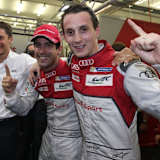 Sieger beim 6h-Rennen in Bahrain: Die Audi-Piloten Loïc Duval, Lucas di Grassi und Oliver Jarvis (v.li.)
