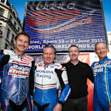 Wayne Gardner (2. v. li.) überzeugte Legenden wie Freddie Spencer und Christian Sarron von einer Teilnahme am «World GP Bike Legends Race»