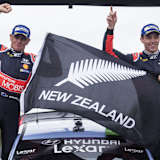 Erster WM-Sieg für Neuseeland - Hyundai-Werksteam Hayden Paddon (rechts) und Beifahrer John Kennard