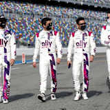 Bei den 24h Daytona noch zu viert: (v. li.) Jimmie Johnson, Mike Rockenfeller, Kamui Kobayashi und Simon Pagenaud