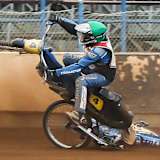 Bernd Diener konnte dem dahinrutschenden Bike nicht ausweichen und stürzte böse.