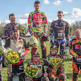 Das Podest in Vries mit Solisten  und Gespann-Teams