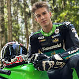 Marcel Brenner in seinem neuen Lederdress von IXS