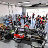 Kommandostand von Yoshimura SERT Motul