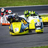 Schlosser/Fries (LCR Yamaha 600) vor Sattler/Schmidt (Adolf RS Yamaha 600) und Roscher /Burkard (LCR BMW 1000)