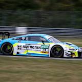 Einer der Audi R8 LMS von Rutronik Racing aus der Saison 2020 im ADAC GT Masters