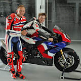 Stefan Bradl (li.) mit Valentino Herrlich