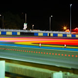 Blick auf die legendäre Tertre Rouge bei Nacht während der 24h Le Mans