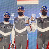 Nicht glücklich: (v. li.) Die Porsche-Piloten Neel Jani, Kévin Estre und Michael Christensen