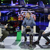 ServusTV-Moderator Andreas Gröbl im Gespräch mit Sebastien Ogier und Julien Ingrassia 