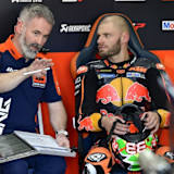 Brad Binder mit Crew-Chief Phil Marron
