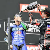 Jeweils vier Moto2-Siege 2025: Diogo Moreira (li.) und Manuel Gonzalez kämpfen noch um den Titel