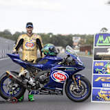 Stefano Manzi tauscht für 2026 die Yamaha R9 gegen eine R1 ein