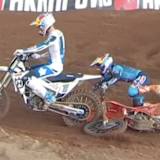 Simon Längenfelder wurde zu Beginn des zweiten Laufs von Kay de Wolf ausgebremst