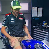 Premiere: Rossi sitzt erstmals auf einer V4-M1