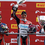 Scott Redding (mitte) lieferte in Donington Park ein starkes Wochenende ab