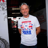 Carl Fogarty ist bereits auf das Superbike-Meeting in Donington eingestimmt