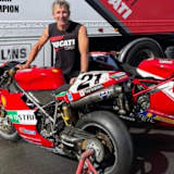 Troy Bayliss ist beliebt wie eh und je 