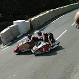 Dave Molyneux/Rick Long bei ihrer Fahrt zum TT-Sieg