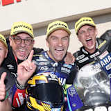 Odendaal, Nigon und Alt (v.re.) feiern den Sieg