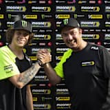 Marco Bezzecchi und Teamdirektor Alessio «Uccio» Salucci 