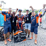 Liam Everts mit Opa Harry (links) und Papa Stefan (rechts von ihm) 