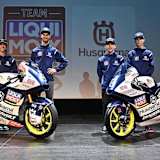 Das neue Husqvarna Moto2-Team: Binder & Tulovic, daneben das Moto3-Team mit Sasaki und Veijer