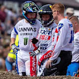 Ryan Villopoto, Mike Brown und Mel Pocock (dahinter versteckt Zach Osborne)