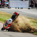 Noderers BMW alleine unterwegs