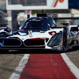 Der BMW M Hybrid V8 beim Rollout