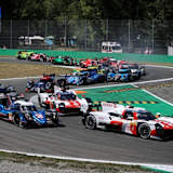 Toyota GR010 Hybrid (vorne) und Alpine A480 (in Blau) bei den 6h Monza
