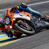 Dominik Vincon auf der Yamaha R1 von Motobox Kremer Racing