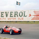 Mike Hawthorn 1958 im Ferrari