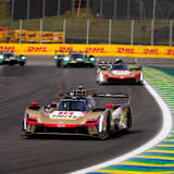 Die beiden Cadillac V-Series.R in Interlagos