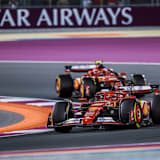 Die Ferrari von Charles Leclerc und Carlos Sainz