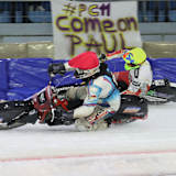 Marc Geyer (rot) hier in Heerenveen vor Michal Knap