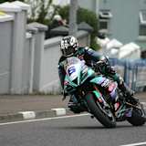 Beim NW200 erzielte Michael Dunlop zwei dritte Plätze auf der Supersport-Triumph