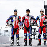 Tam HRC with Japan Post Teppei Nagoe, Takumi Takahashi, Johann Zarco (vlnr.)