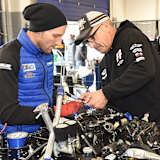 Der Motorwechsel blieb Tim Reeves (re.) und Mark Wilkes doch nicht erspart