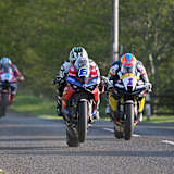 Auf der Ducati eröffnete Michael Dunlop seine Siegesserie beim heurigen North West 200