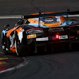 Marvin Kirchhöfer zeigt der Konkurrenz den McLaren-Hintern