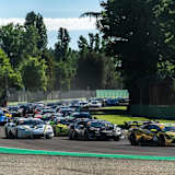 Die Lamborghini Super Trofeo Europe überzeugt mit einem riesigen Teilnehmerfeld